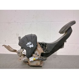 PEDALIERA CAMBIO AUTOMATICO PEUGEOT 3008 1.6 D. DEL 2010  2400000116332