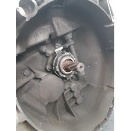 Cambio manuale 5 marce Lancia Ypsilon 1.3 MJT 51kw motore: 188a9000 del 2005  1665647779185