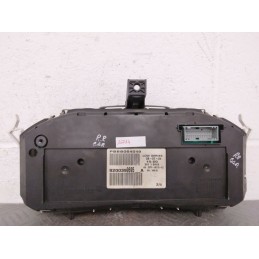 CONTACHILOMETRI QUADRO STRUMENTI RENAULT MEGANE 1.9 D DEL 2004 COD. 8200399695  2400000072331