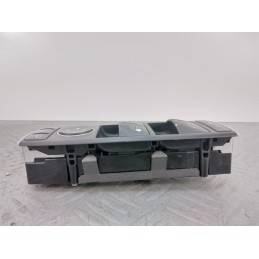 Pulsantiera alzacristalli anteriore sinistra Mercedes Classe A W176 cod a166905440  1673533852751