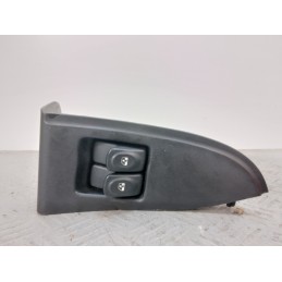 Pulsantiera alzacristalli ant sx Renault Kangoo del 2006 cod 7700304762  1674052248933