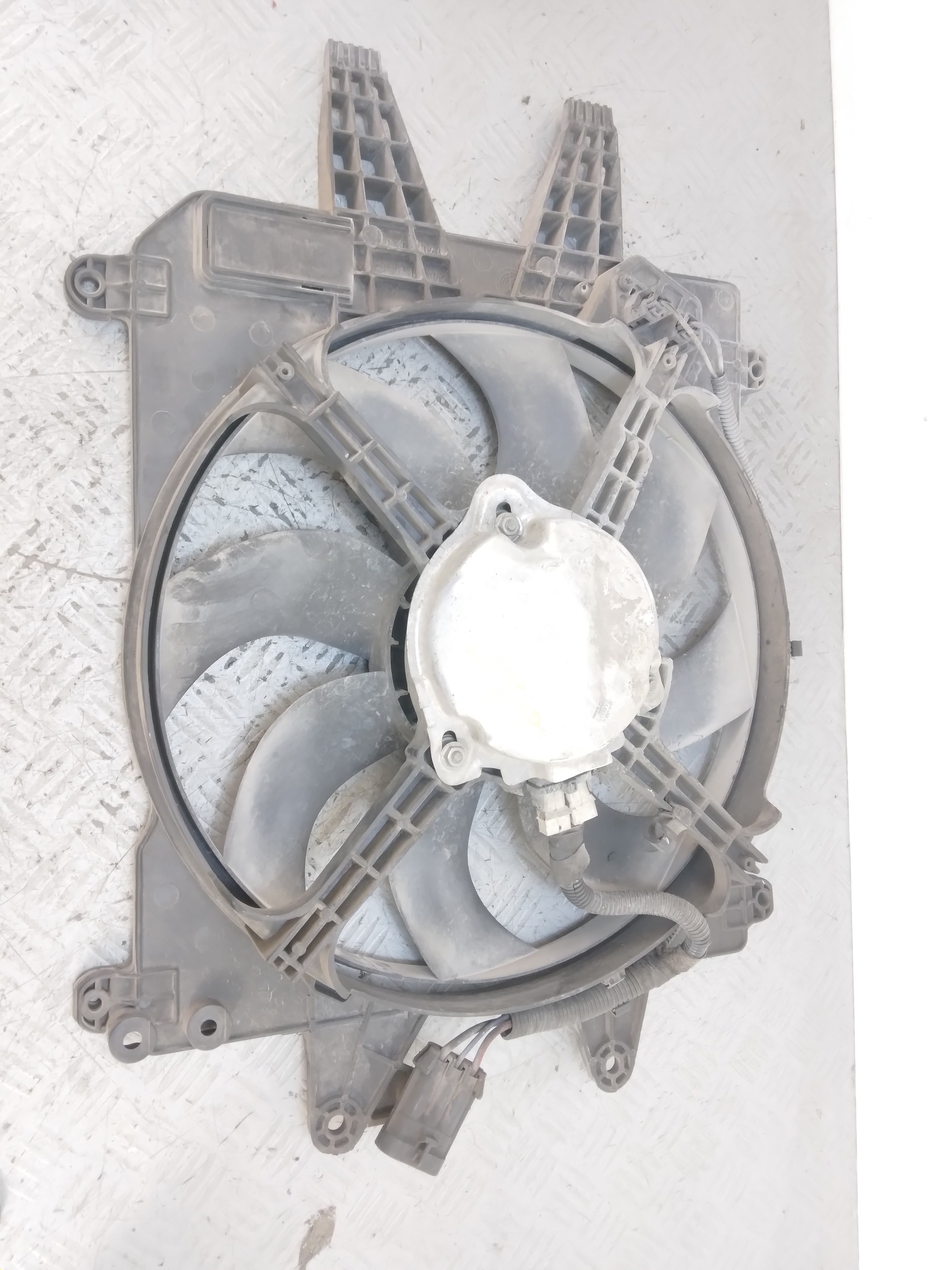 9667 Ventola radiatore Fiat Mutipla 1.9 diesel del 2008 cod 837902200