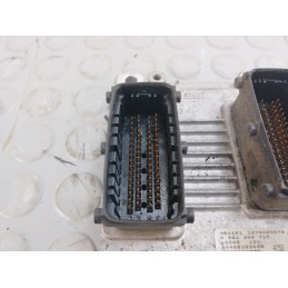 Centralina motore Alfa Romeo 147 1.9 JTD del 2000 cod 0261206715  1675785625459