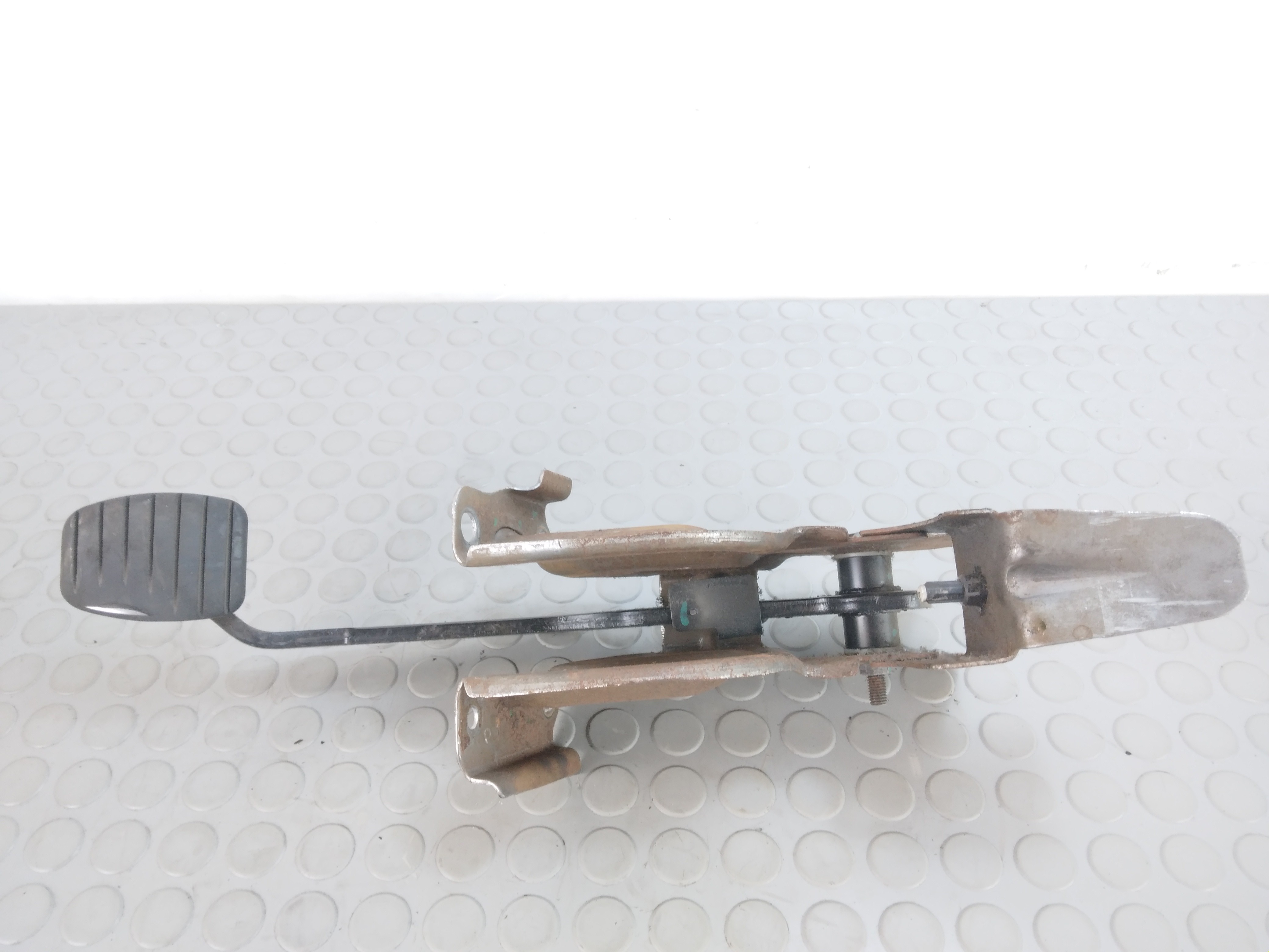 10185 Pedale acceleratore Dacia Duster 1.5 d del 2015 cod 465016578r
