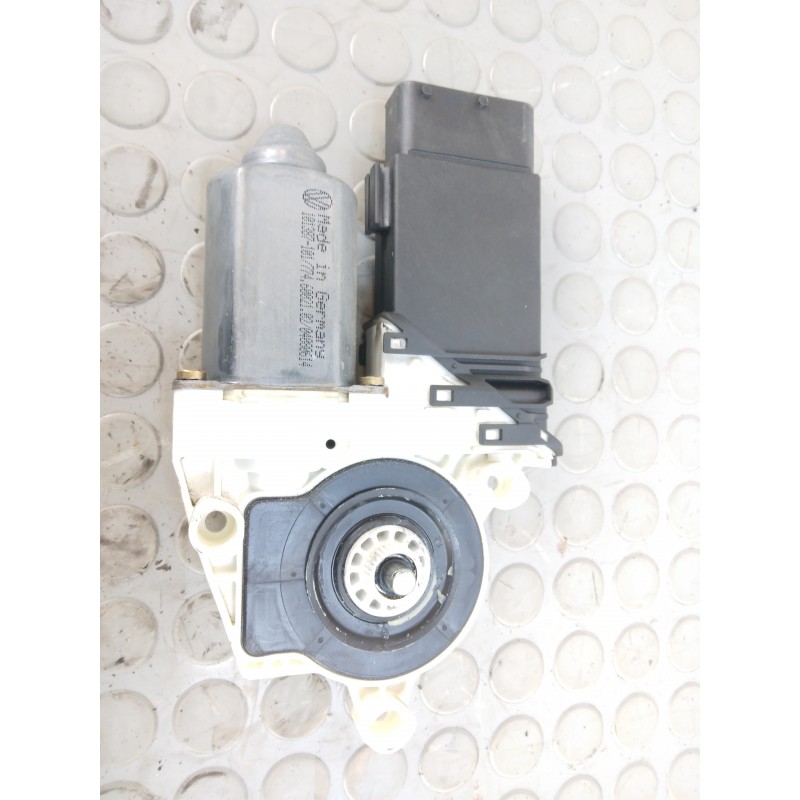 Motorino alzavetro ant sx Vw Golf IV del 2000 cod 101387-101  1677078082673