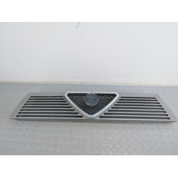 Mascherina griglia ant Alfa Romeo 75 del 1988  1677581125799