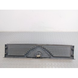 Mascherina griglia ant Alfa Romeo 75 del 1988  1677581125799