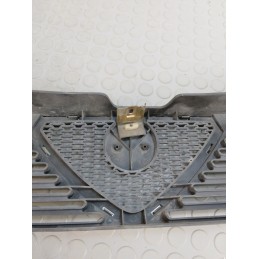 Mascherina griglia ant Alfa Romeo 75 del 1988  1677581125799