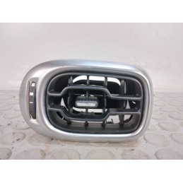 Bocchetta aria areazione ant dx Citroen C3 picasso del 2010 cod 9682570377  1677768270397