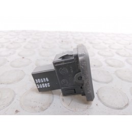 Pulsantiera alzavetro ant sx Fiat 500 del 2009  1677768443609