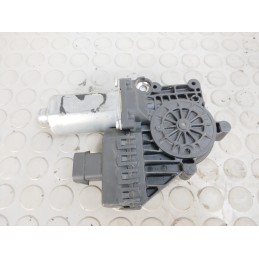 Motorino alzavetro ant dx Opel Zafira B del 2006 cod 0130821455  1677771299439