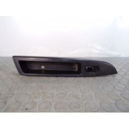 Pulsantiera alzavetro ant dx Daewoo Matiz del 2003 cod 201002514  1679571336598