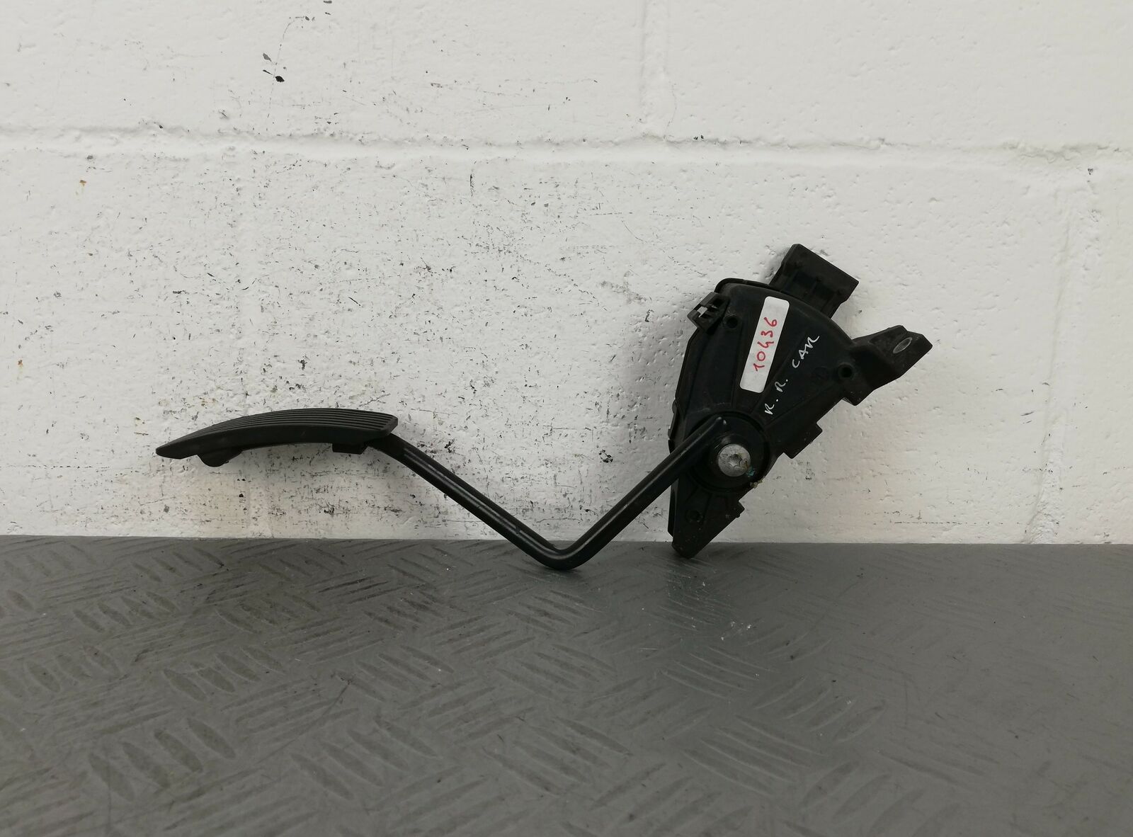 1581 PEDALE ACCELERATORE ELETTRICO OPEL AGILA 1.0 B DAL 2000 AL 2007