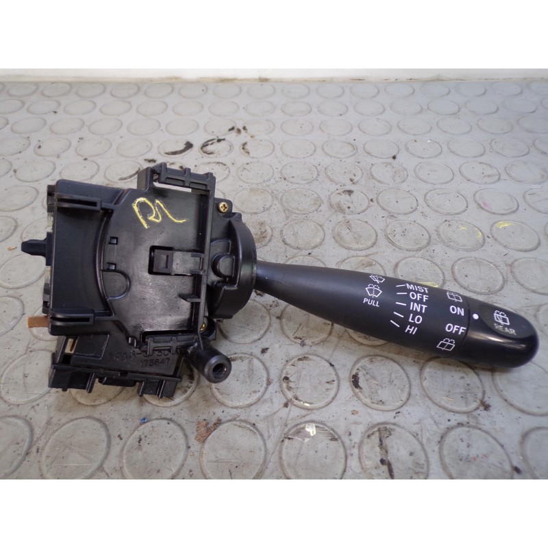 Leva tergicristalli dx Toyota Yaris del 2003 cod 173647  1680270086530