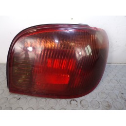 Fanale fanalino stop post dx Toyota Yaris del 2004  1680271291162