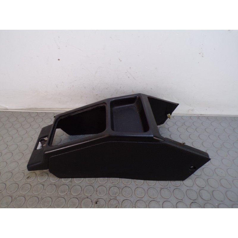 Tunnel centrale Fiat Uno del 1984  1680528385491