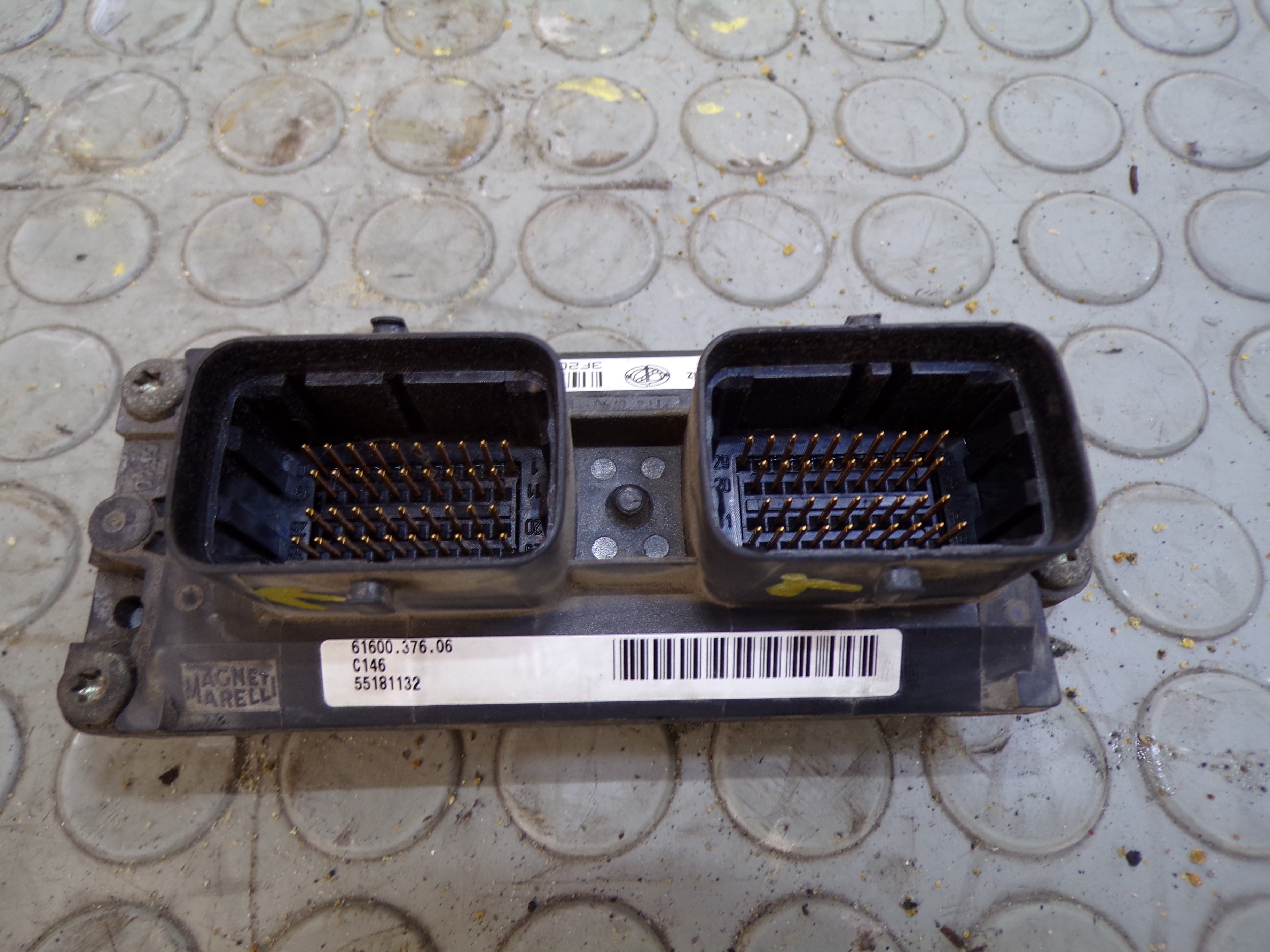 11413 Centralina motore Fiat Punto 188 1.2 b dal 1999 al 2011 cod 55181132 iaw59