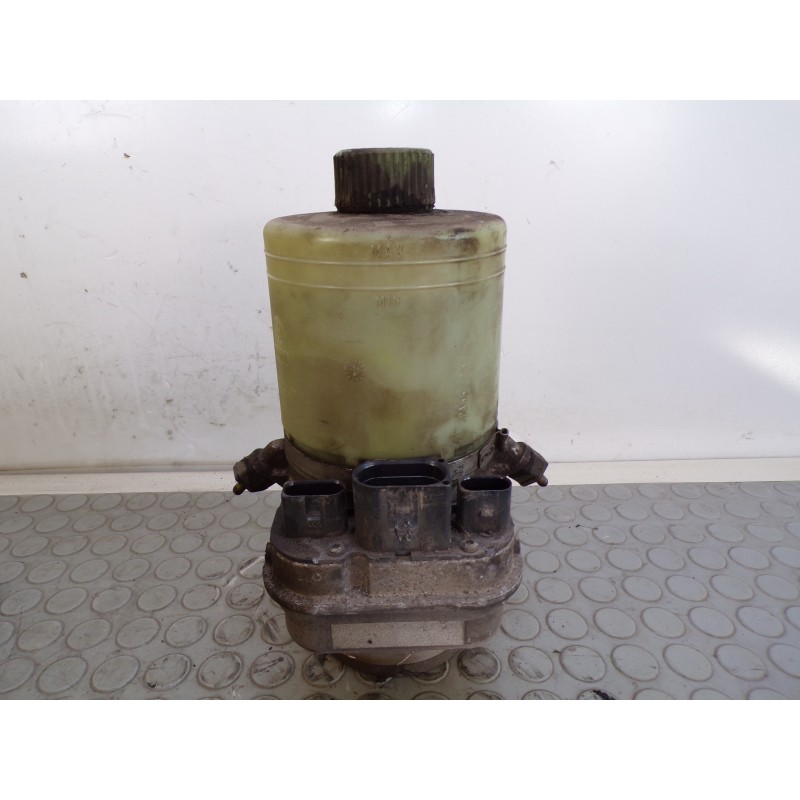 Pompa idroguida servosterzo Vw Polo 9n 1.2 b dal 2002 al 2008 cod 6q0423371  1683197308037