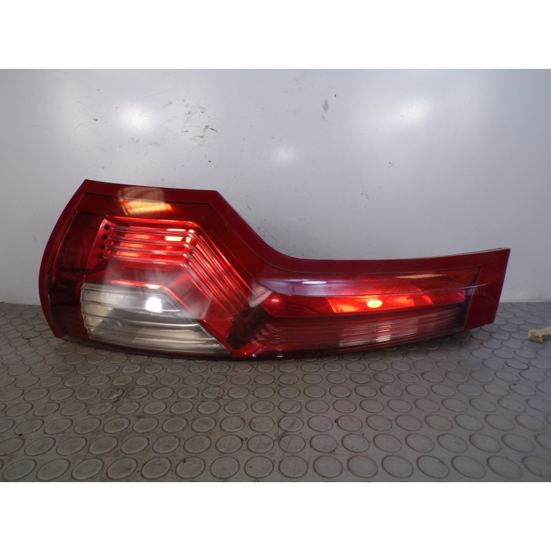 Fanale fanalino stop post sx Citroen C4 Picasso dal 2006 al 2013 cod 009466-01  1683888456382