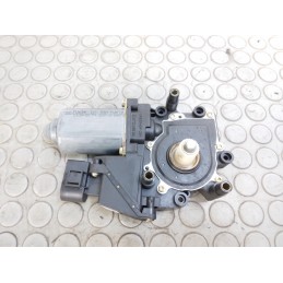 Motorino alzavetro ant dx Audi A4 B5 dal 1994 al 2001 cod 8d0959802d  1687184595387