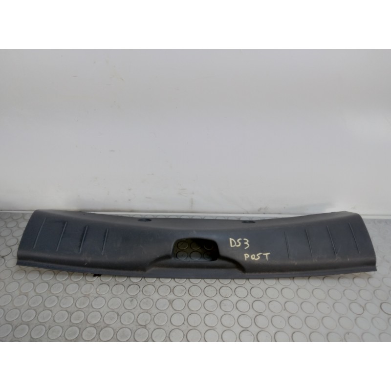 Rivestimento carena chiusura bagagliaio posteriore Citroen Ds3 dal 2010 al 2014 cod 9683722880  1687340298916
