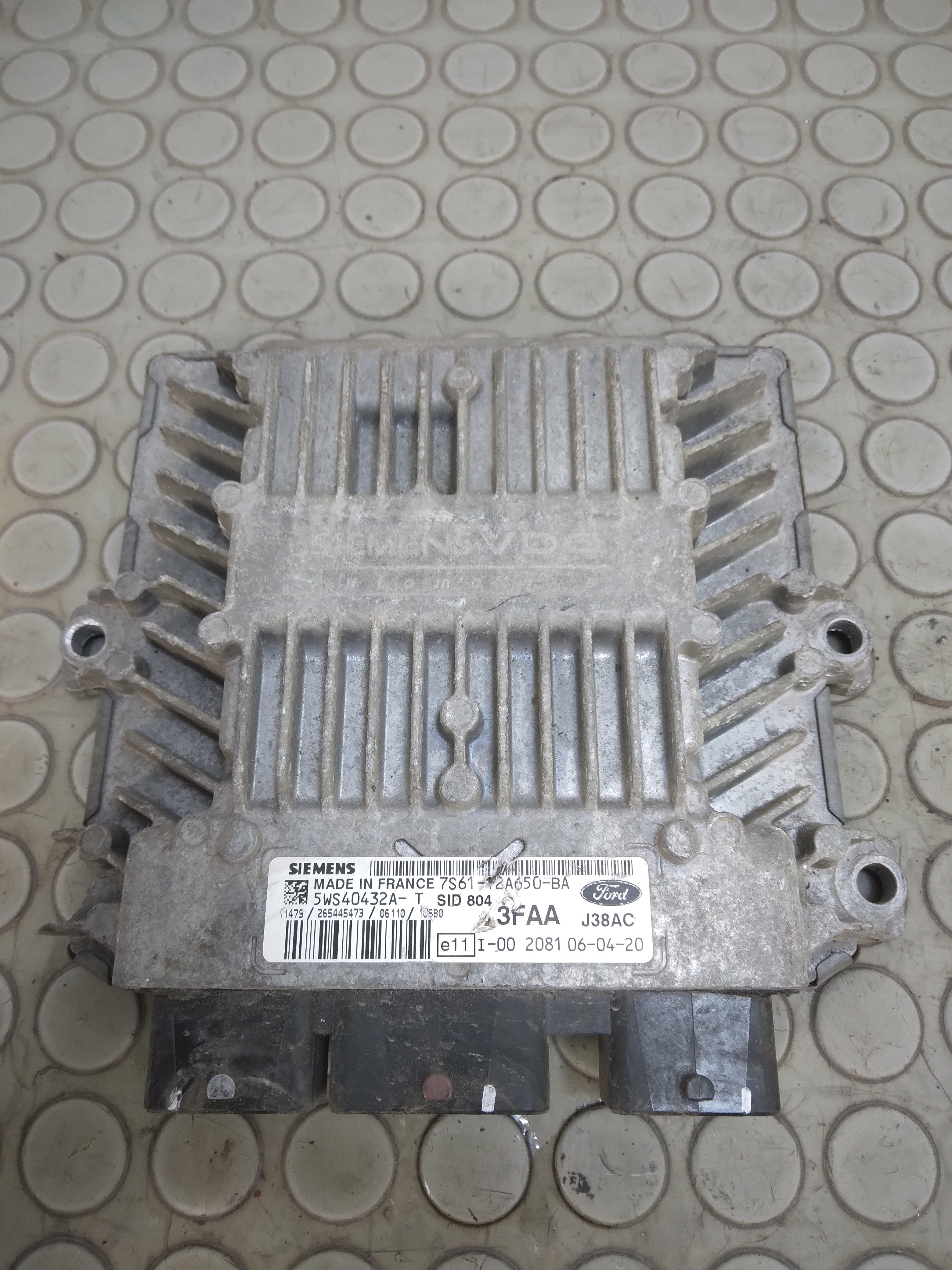 12385 Centralina motore Ford Fiesta V 1.4 tdci dal 2002 al 2008 cod 7s61-12a650-