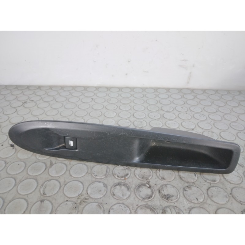 Pulsantiera alzavetro ant dx Citroen Ds3 dal 2009 al 2014 cod 96638232xt  1689326100619