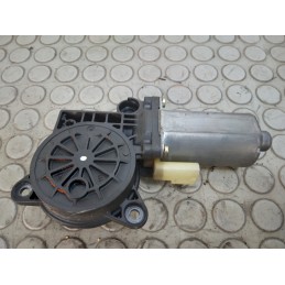 Motorino alzavetro ant sx Ford Fusion 5p dal 2002 al 2009 cod 0130821938  1689674954940