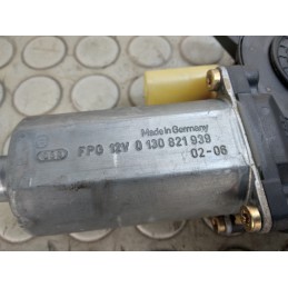 Motorino alzavetro ant dx Ford Fusion dal 2002 al 2009 cod 0130821939  1689675259211