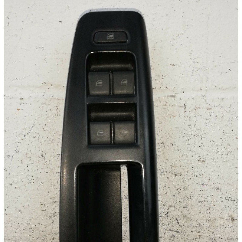 PULSANTIERA ALZAVETRI ALZACRISTALLI ANT.SX VW POLO 5 PORTE DAL 2001 AL 2009  2400000034025