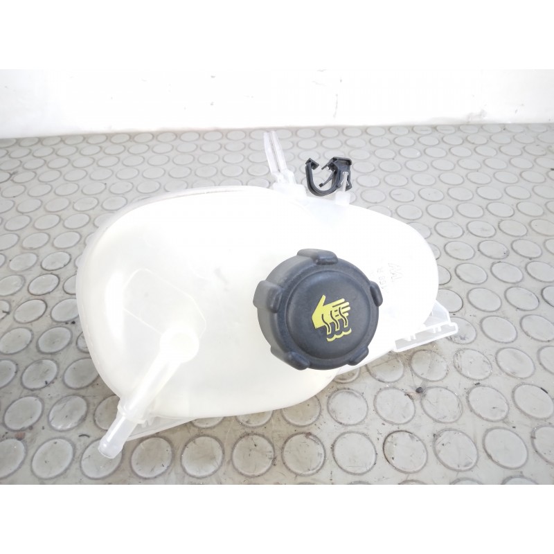 Vaschetta acqua radiatore Smart Fortwo W453 dal 2015 in poi cod a4535000049  1689950781543