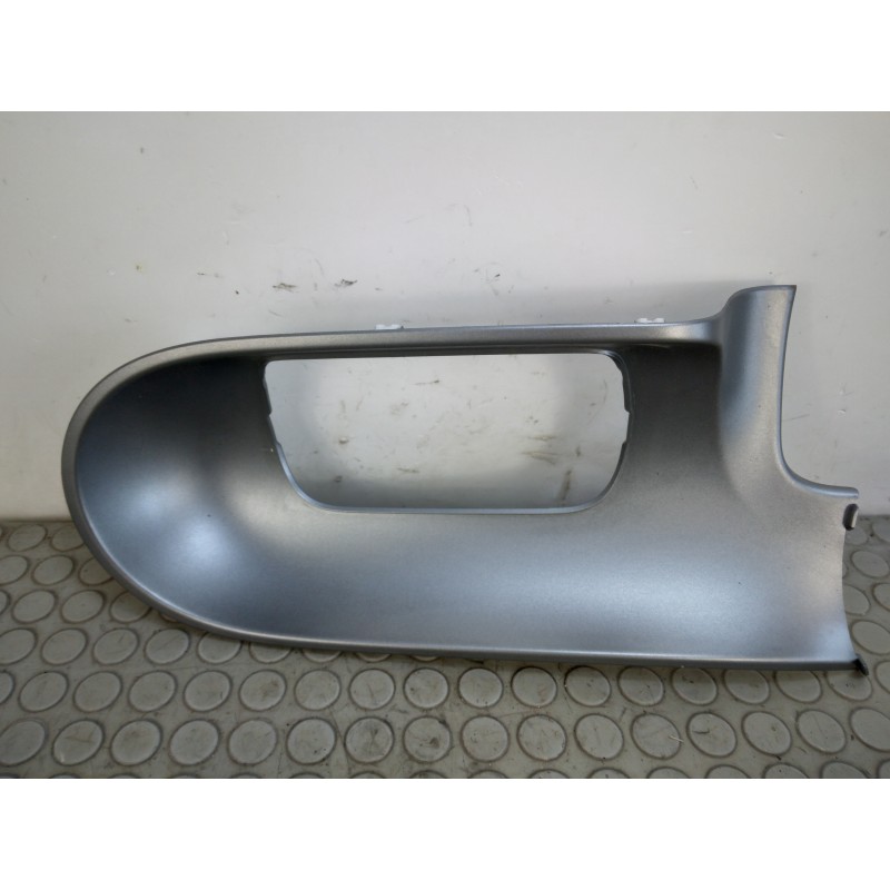 Cornice modanatura cruscotto autoradio Smart Fortwo W453 dal 2015 in poi cod a4536801102  1689951633285
