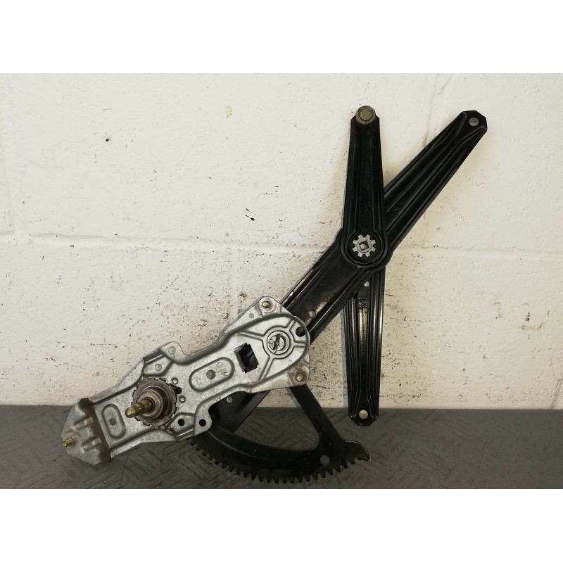 MACCHINETTA ALZAVETRO ALZACRISTALLI POST.DX PEUGEOT 205 DEL 1988  2400000034926