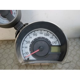 Contachilometri quadro strumenti Toyota Aygo dal 2005 al 2014  1690981492353