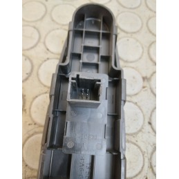 Pulsantiera alzavetro ant dx Citroen C4 Picasso dal 2006 al 2013 cod 96639377zd  1691071637685