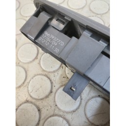 Pulsantiera alzavetro ant dx Citroen C4 Picasso dal 2006 al 2013 cod 96639377zd  1691071637685