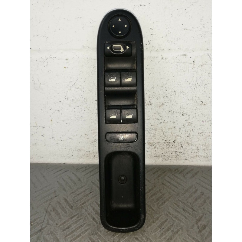 PULSANTIERA ALZAVETRI ALZACRISTALLO ANT.SX PEUGEOT 307 BERLINA DAL 2001 AL 2009  2400000035558