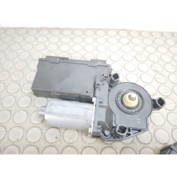 Motorino alzavetro ant sx Audi A4 Avant dal 2004 al 2009 cod 8e1959801h  1692715824928