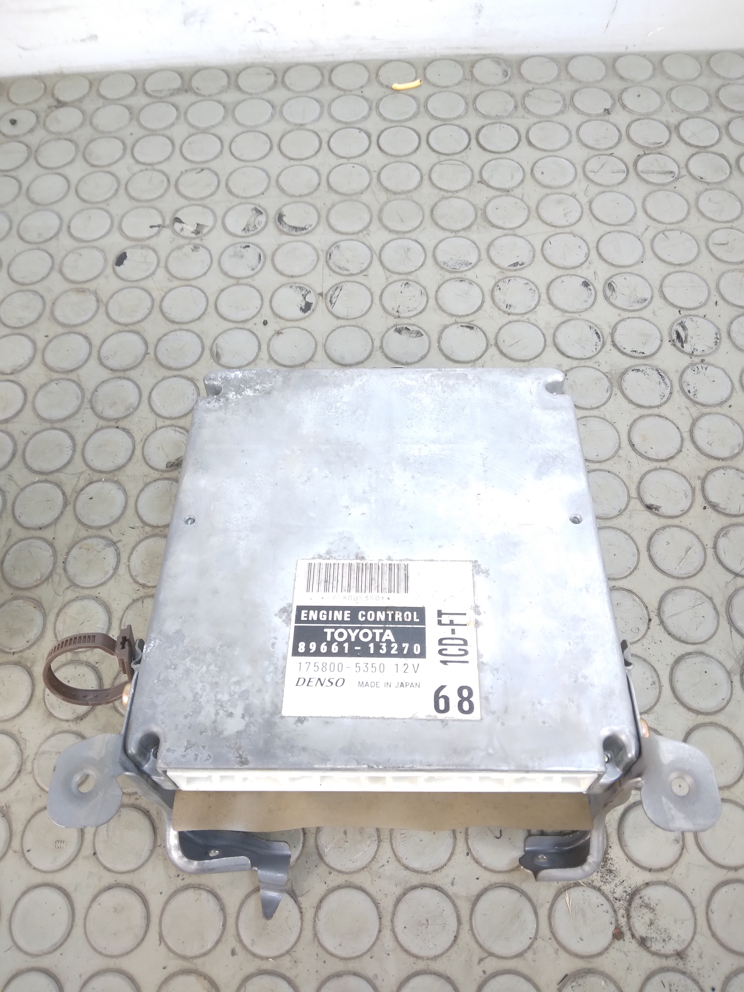 12927 Centralina motore Toyota Corolla 2.0 D dal 2000 al 2007 cod 89661-13270