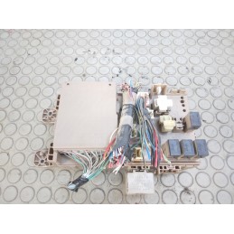 Centralina portafusibili Toyota Corolla Verso dal 2001 al 2007 cod 82641-13040  1694180061587