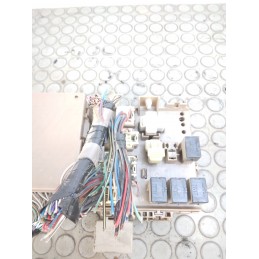 Centralina portafusibili Toyota Corolla Verso dal 2001 al 2007 cod 82641-13040  1694180061587
