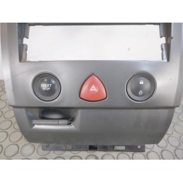 Blocchetto accensione pulsantiera centrale Renault Megane dal 2001 al 2007 cod 8200125077  1694615938453