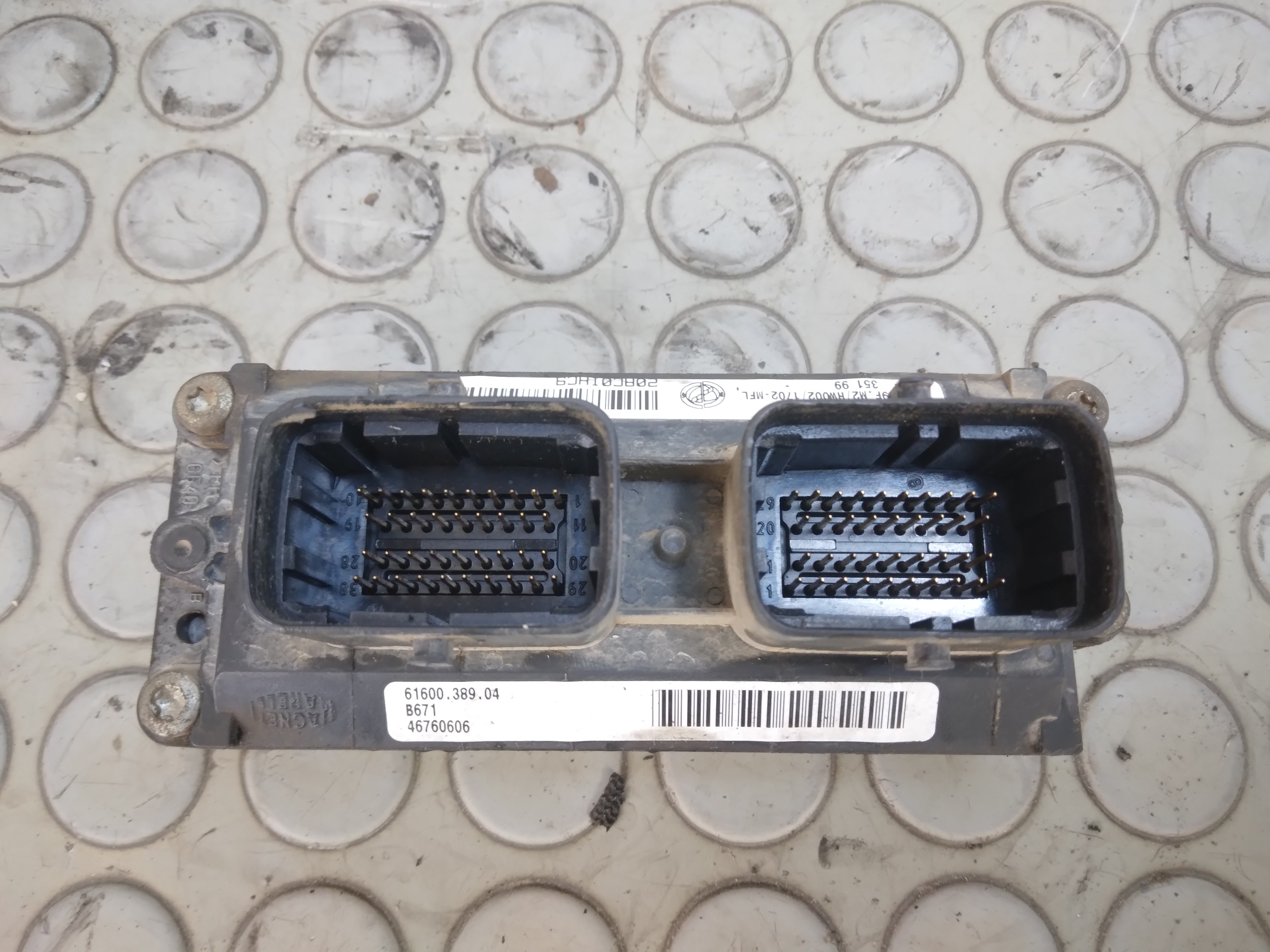 13116 Centralina motore Fiat Punto 188 1.2 b dal 1999 al 2011 cod 46760606