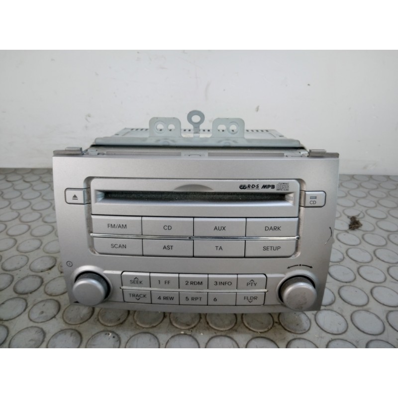 Stereo autoradio lettore cd Hyundai i20 dal 2007 al 2014 cod 96100-1j202  1696668785336