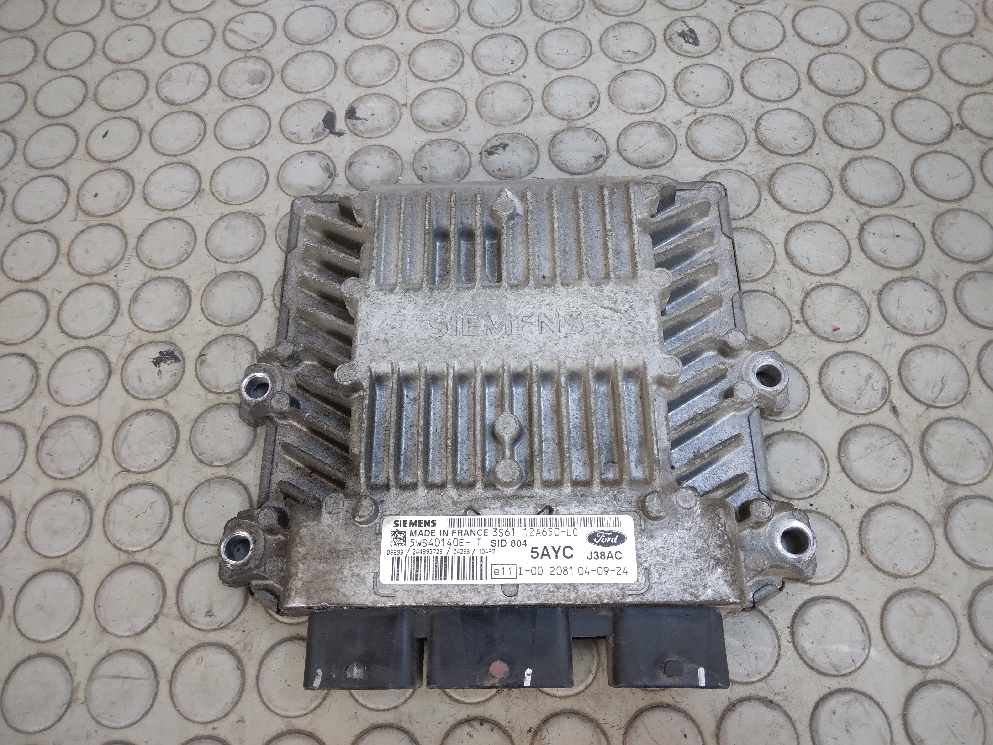 13363 Centralina motore Ford Fiesta V 1.4 Tdci dal 2002 al 2008 cod 3s61-12a650-