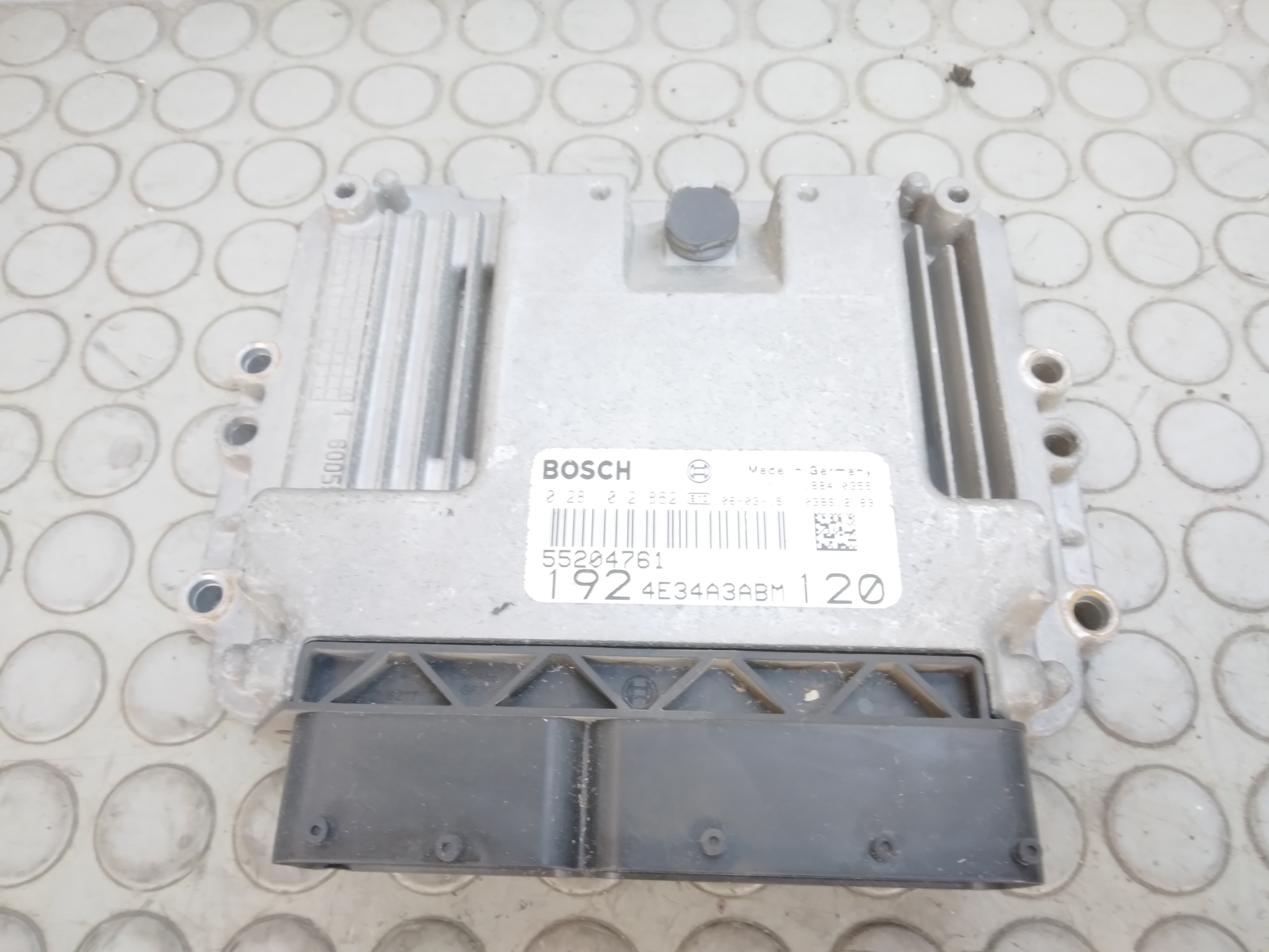 13390 Centralina motore Fiat Stilo 1.9 Jtd dal 2001 al 2009 cod 55204761 0281012