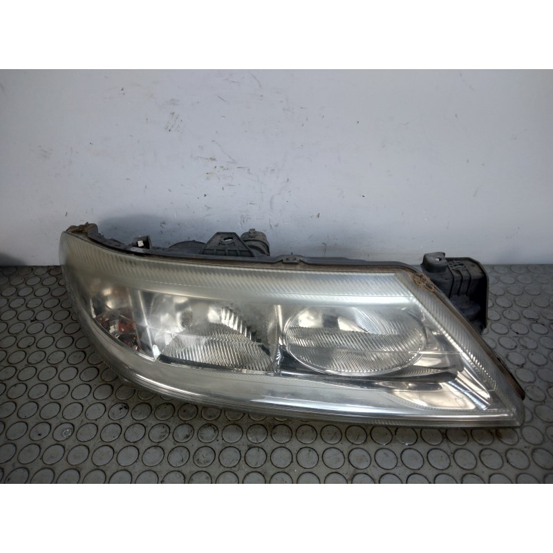 Faro fanale proiettore ant dx Renault Laguna II serie dal 2000 al 2007 cod 820002847  1698131981603