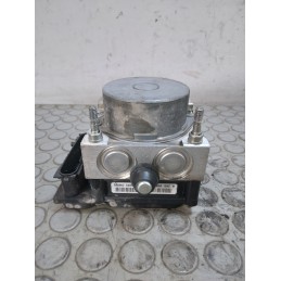 Centralina pompa abs Renault Clio III serie dal 2005 al 2013 cod 0265231804 8200559749  1699287916938