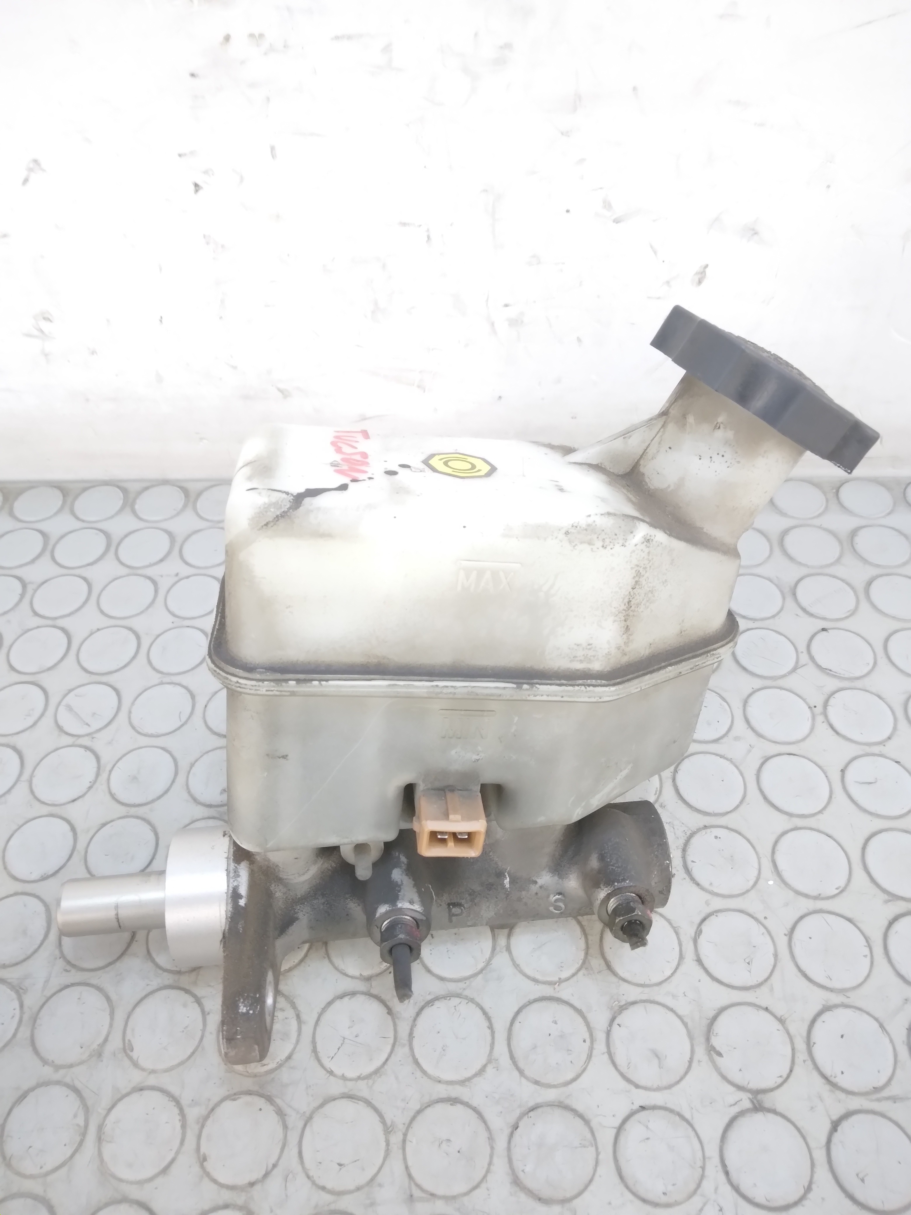 14133 Vaschetta pompa liquido freni Hyundai Tucson dal 2004 al 2010