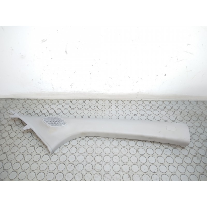 Modanatura rivestimento montante destro Opel Karl dal 2015 al 2019 cod 95395435  1700237089333
